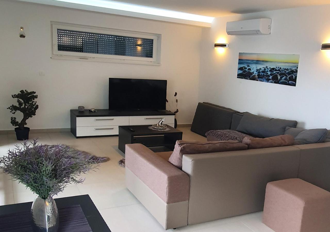 Kober Apartments Krk 크르크 외부 사진
